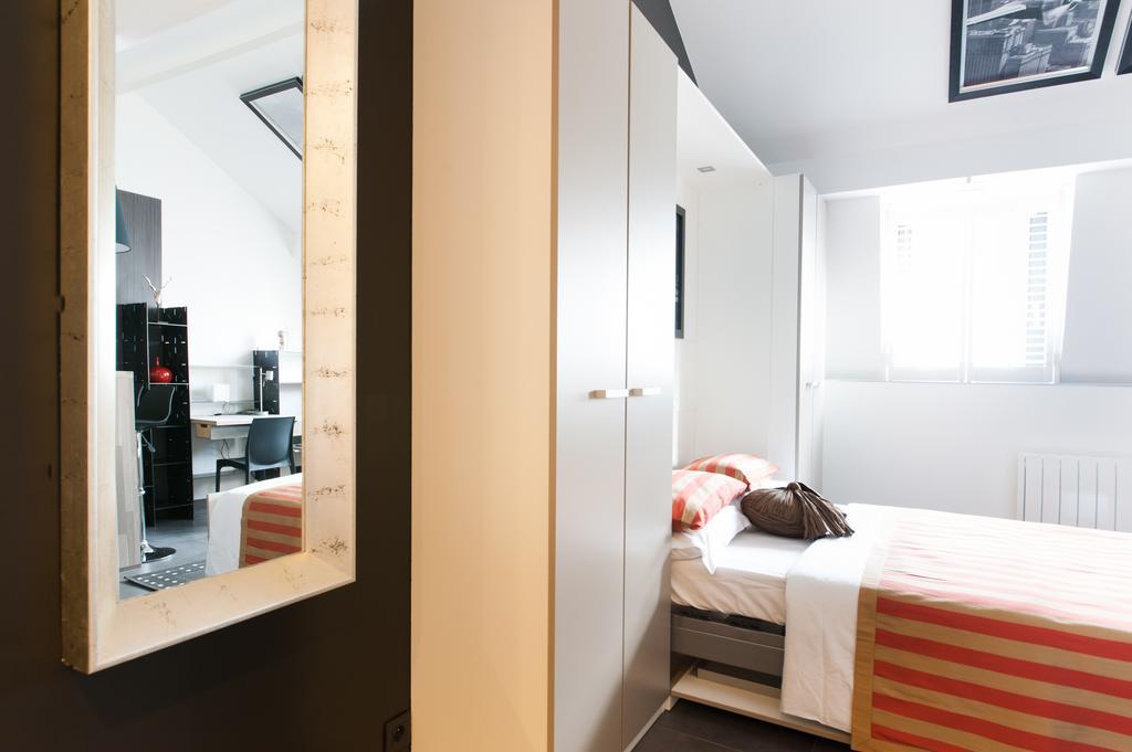 Realtycare Flats Grand Place Aparthotel Brussels Room photo